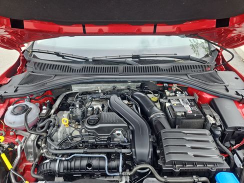 Certified 2023 Volkswagen Jetta SE FWD image 30