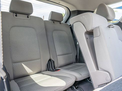 Used 2016 Hyundai Santa Fe SE image 23