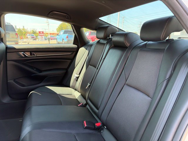 Used 2019 Honda Accord Sport image 8