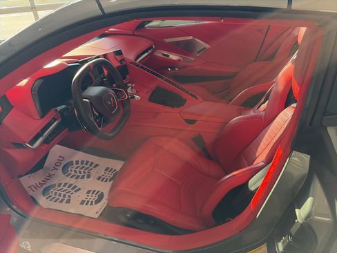 Used 2023 Chevrolet Corvette Stingray Premium Conv w/ Z51 Performance Package image 12