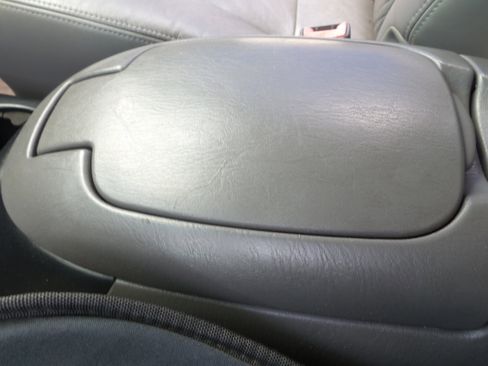 Used 2001 Toyota Sequoia SR5 image 48