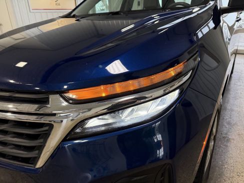 Used 2022 Chevrolet Equinox LS image 41