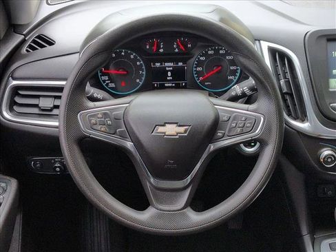 Used 2018 Chevrolet Equinox LT AWD/4WD image 14