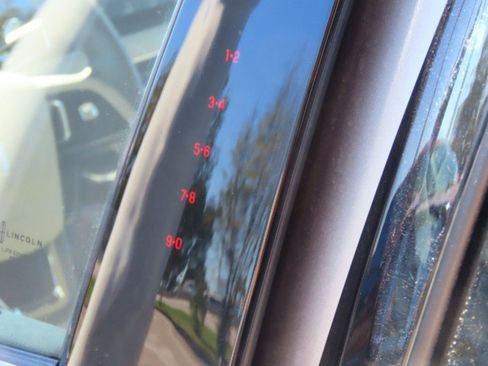 Used 2021 Lincoln Corsair FWD w/ Equipment Group 101A image 19