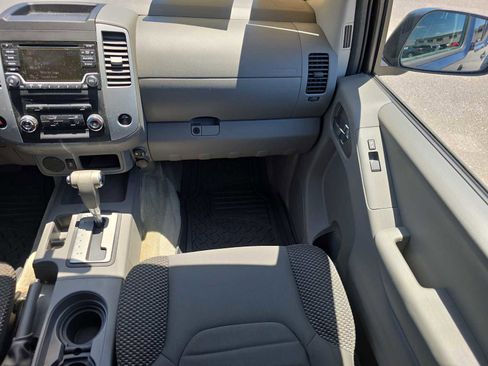 Used 2017 Nissan Frontier Desert Runner RWD image 16