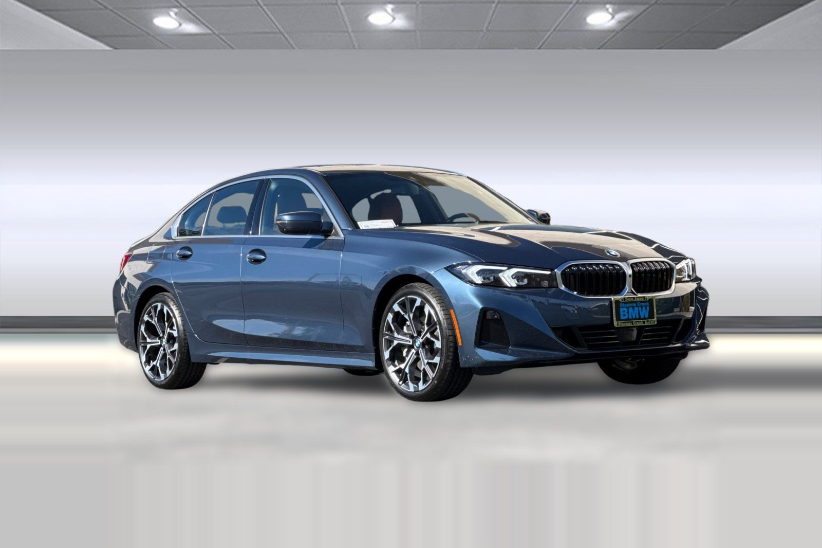 Used 2026 BMW 330i Sedan w/ Premium Package RWD image 6