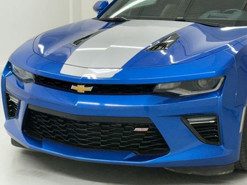 Used 2016 Chevrolet Camaro SS image 9