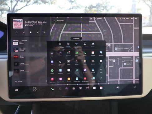 Used 2023 Tesla Model S Plaid image 59