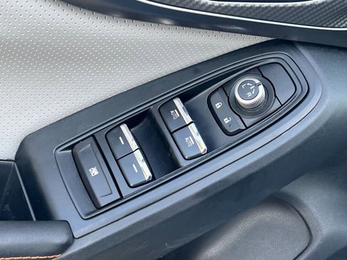 Used 2022 Subaru Crosstrek 2.5i Limited w/ Moonroof Package 2 image 14