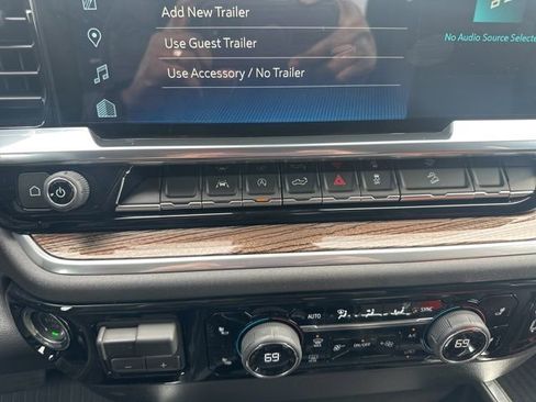 New 2026 Chevrolet Silverado 1500 LT Trail Boss w/ Convenience Package II AWD/4WD image 26