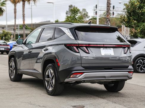 Certified 2025 Hyundai Tucson SEL image 4