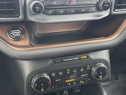 Used 2024 Ford Bronco Sport Badlands w/ Premium Package image 32