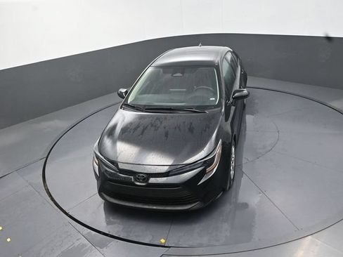 Used 2024 Toyota Corolla LE FWD image 24