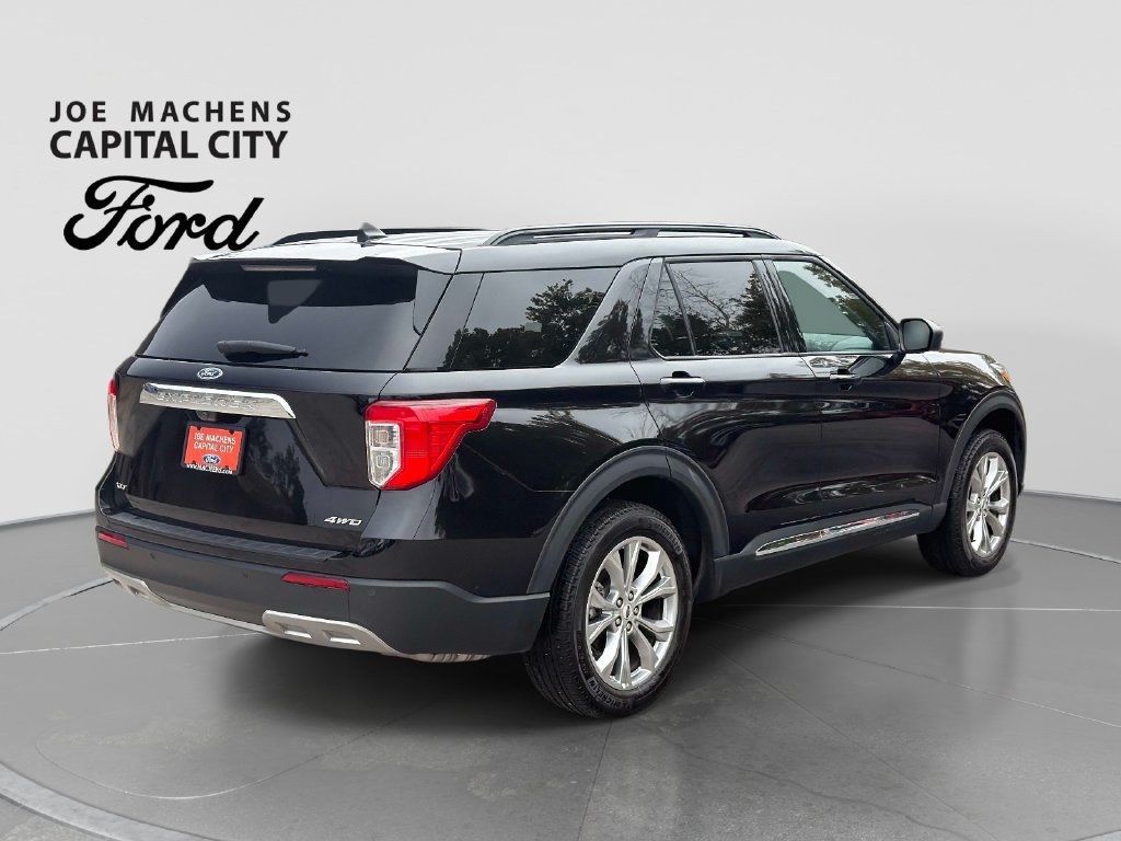 Used 2023 Ford Explorer XLT w/ Equipment Group 202A AWD/4WD image 5