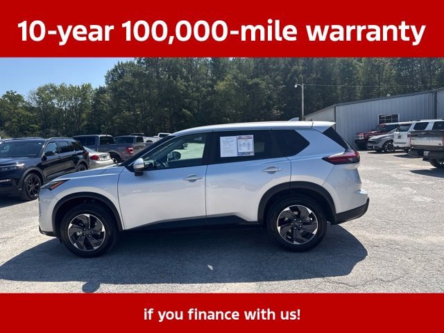Used 2025 Nissan Rogue SV AWD/4WD image 1