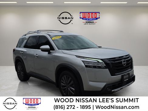 Used 2023 Nissan Pathfinder SL w/ SL Premium Package AWD/4WD image 1