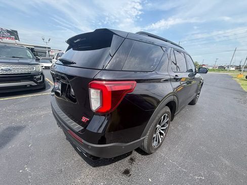 Used 2020 Ford Explorer ST w/ Premium Technology Package AWD/4WD image 3