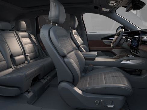 New 2026 Lincoln Nautilus Black Label image 28