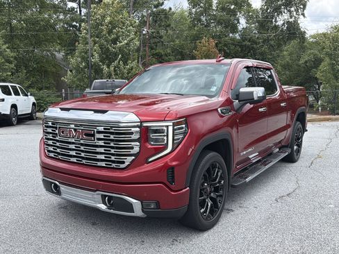 Used 2023 GMC Sierra 1500 Denali RWD image 3