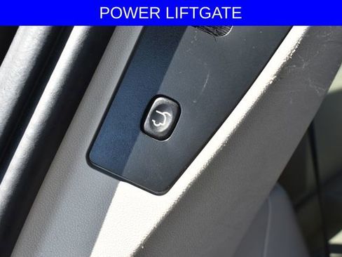 Used 2019 Dodge Grand Caravan SXT FWD image 6