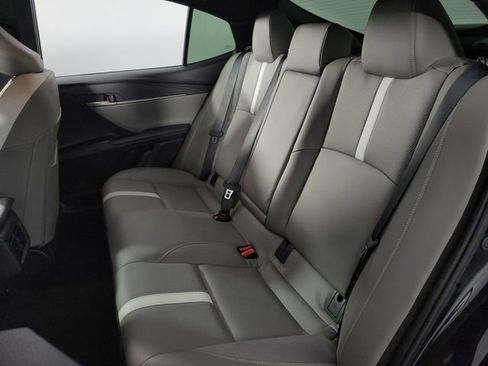 Used 2025 Toyota Camry SE FWD image 17