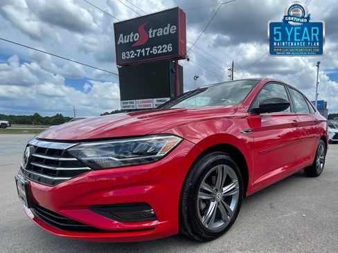Used 2019 Volkswagen Jetta R-Line w/ R-Line Cold Weather Package FWD image 1