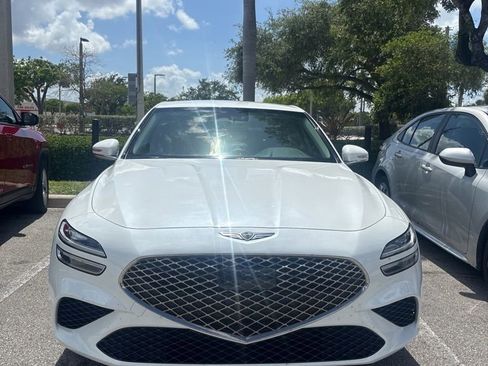 Used 2025 Genesis G70 2.5T RWD image 2
