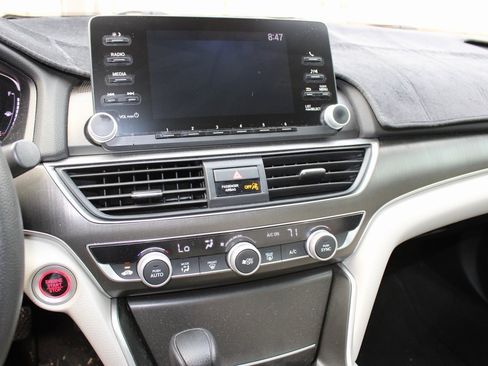 Used 2020 Honda Accord LX image 6