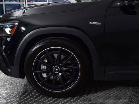 Certified 2025 Mercedes-Benz GLB 35 AMG 4MATIC image 9