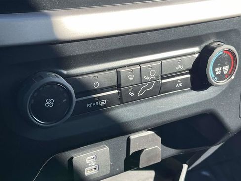 Used 2023 Ford F150 XLT image 29