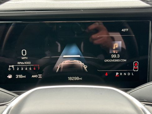 Used 2025 GMC Terrain Elevation image 24