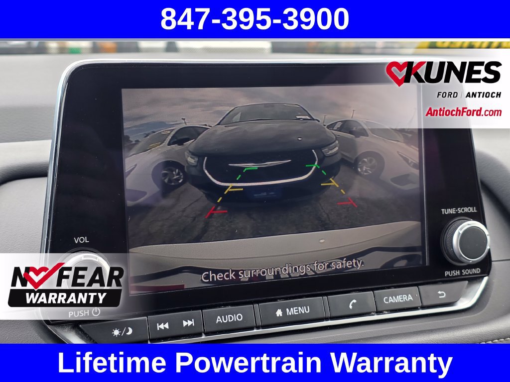 Used 2025 Nissan Rogue SV FWD image 52