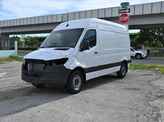 Used 2025 Mercedes-Benz Sprinter 2500 video 2