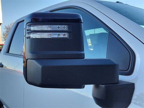 New 2026 Chevrolet Silverado 2500 ZR2 image 8