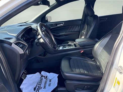 Used 2022 Ford Edge ST-Line image 6