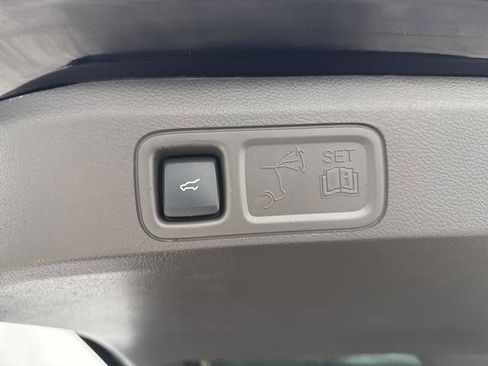 Used 2024 Lincoln Navigator L Reserve image 16