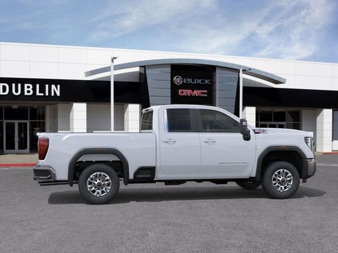 New 2026 GMC Sierra 2500 SLE w/ SLE Value Package; image 3