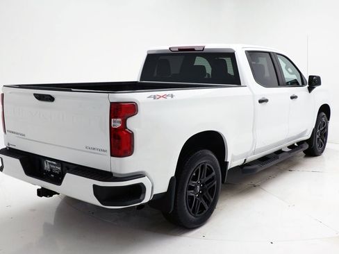 Used 2024 Chevrolet Silverado 1500 Custom image 8