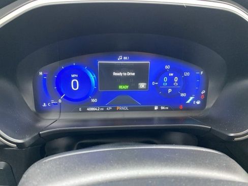 Used 2020 Ford Escape SE Sport image 24