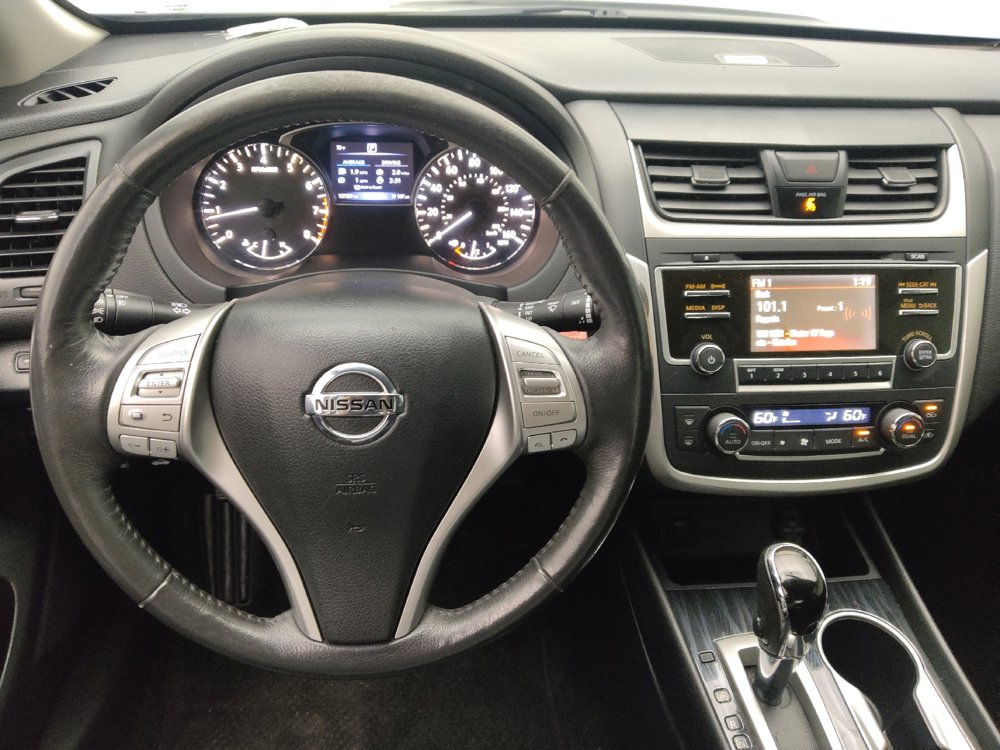Used 2017 Nissan Altima 2.5 SL FWD image 22