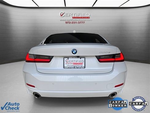 Used 2024 BMW 330e w/ Convenience Package image 8