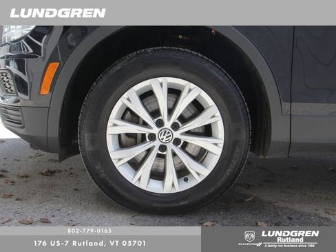 Used 2020 Volkswagen Tiguan S image 48