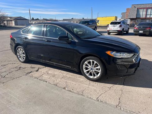 Used 2020 Ford Fusion SE image 7