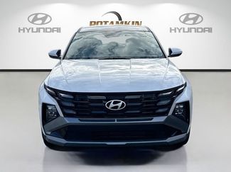Certified 2025 Hyundai Tucson SE video 2