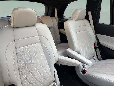 Certified 2023 Mercedes-Benz GLS 63 AMG 4MATIC image 27
