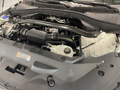 Used 2025 Lincoln Aviator Reserve w/ Equipment Group 201A image 36