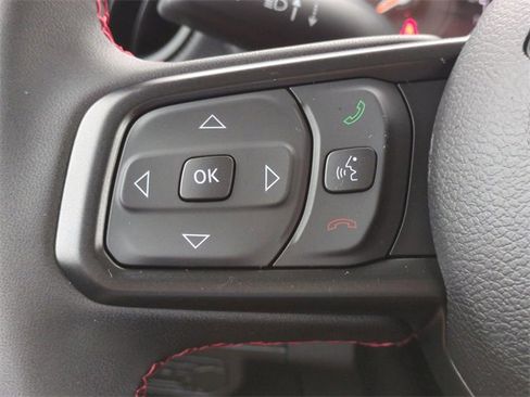 Used 2024 Jeep Wrangler Unlimited Rubicon w/ Technology Group image 25