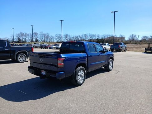 Used 2023 Nissan Frontier SV w/ SV Convenience Package image 7