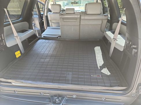 Used 2013 Toyota Sequoia SR5 w/ Premium Pkg RWD image 33
