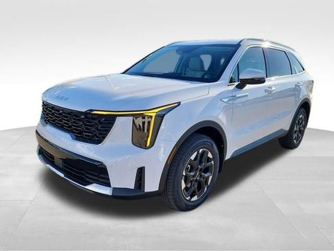 New 2026 Kia Sorento S image 9